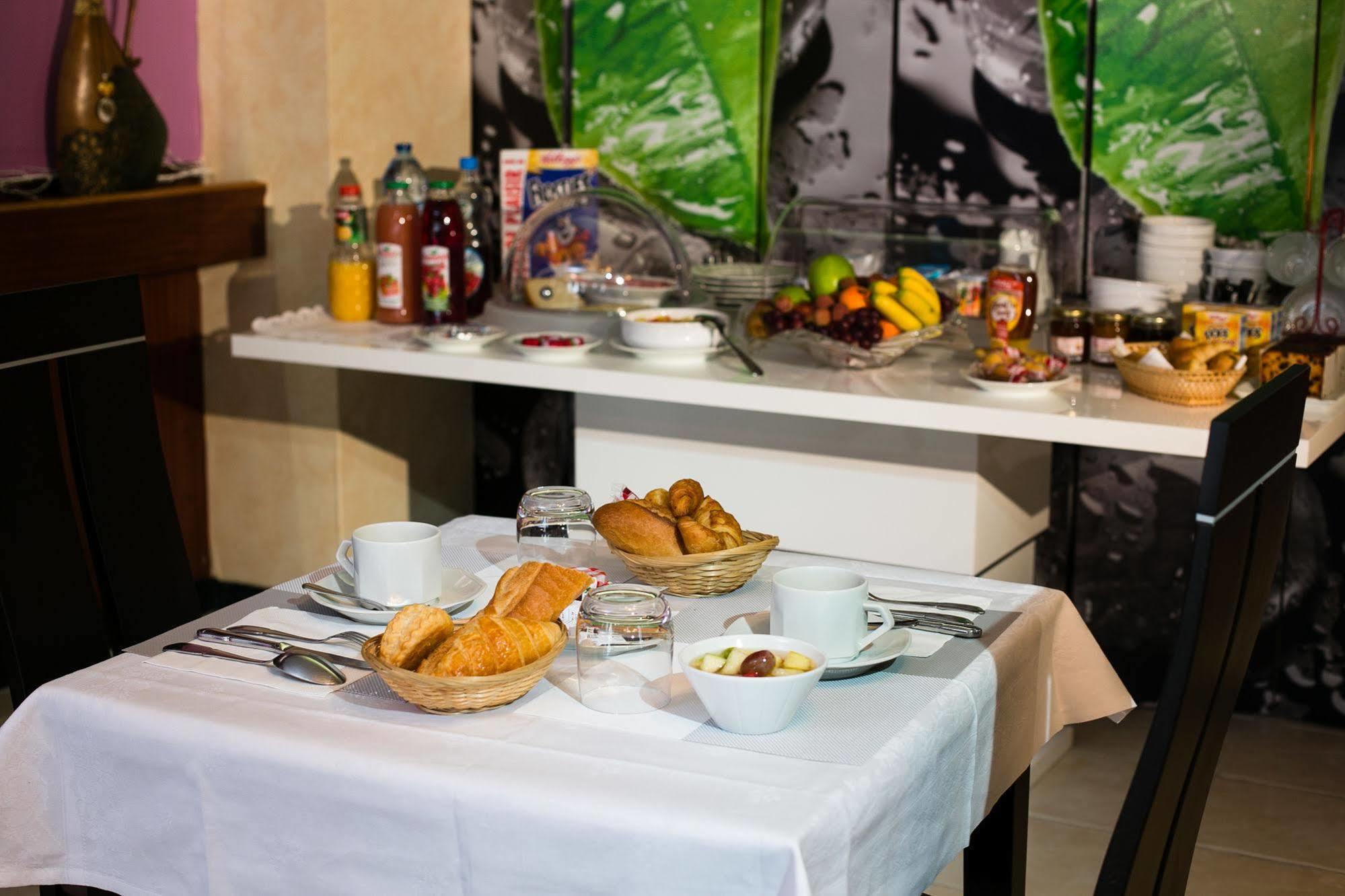 Hotel Le Beffroi دْرو المظهر الخارجي الصورة
