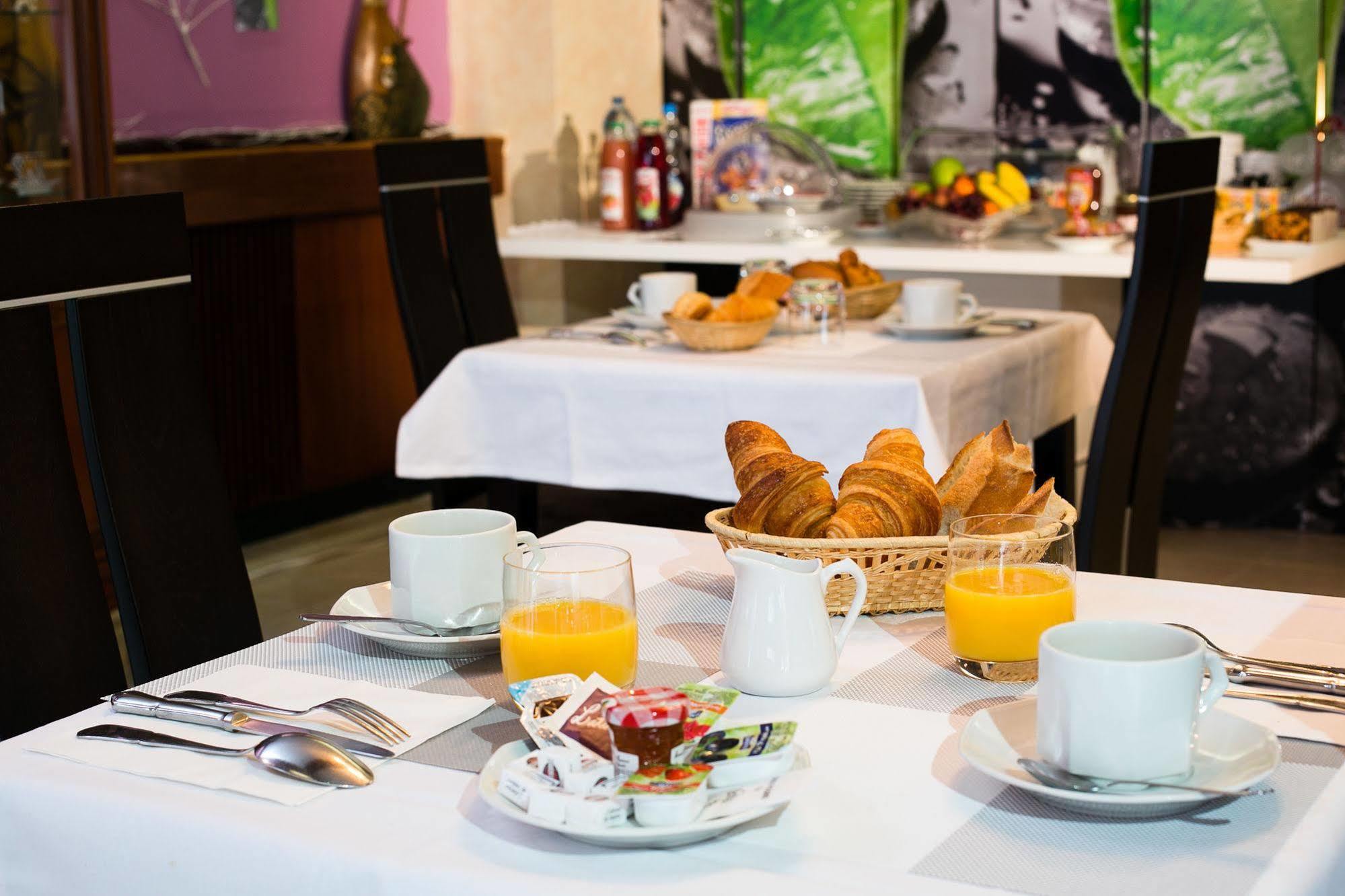 Hotel Le Beffroi دْرو المظهر الخارجي الصورة